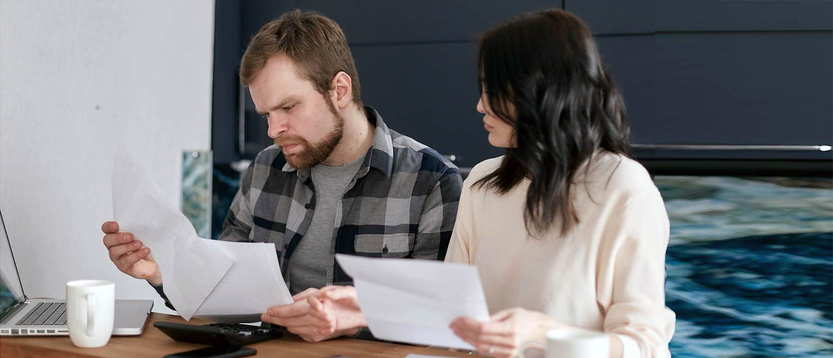 widerspruch-behoerde Paar will Widerspruch gegen Behördenentscheidung einlegen