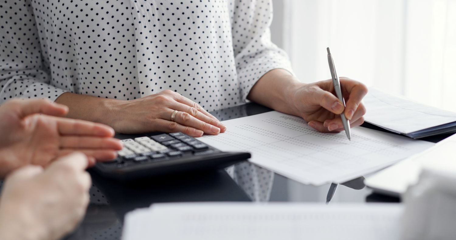 abfindung HR-Mitarbeiterin berechnet Abfindung eines Mitarbeiters
